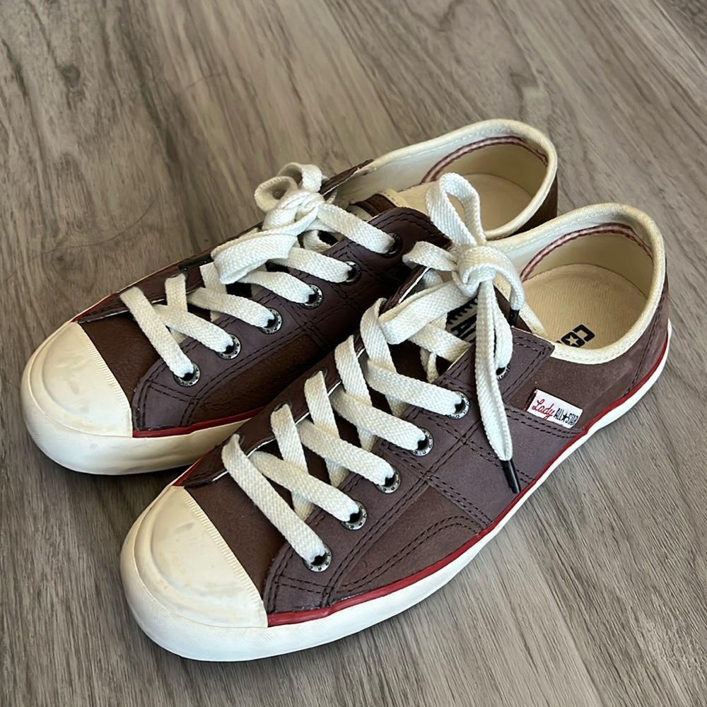 Converse Lady All-Star Women's size 5.5